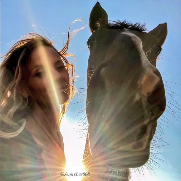 Meet your Posher, JennyLee - Picture 2 of 3